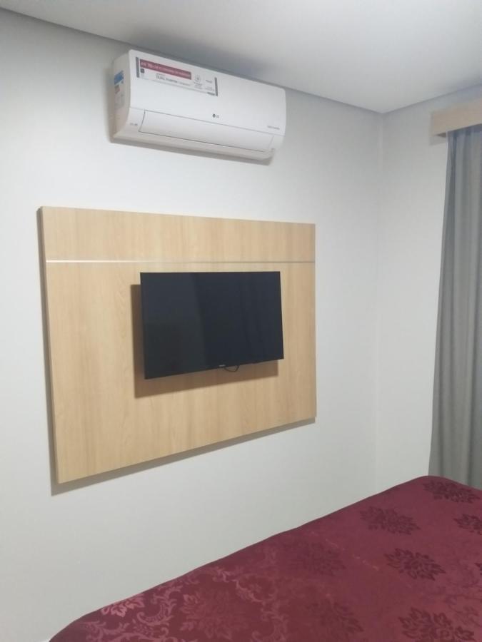 Apartamento No Condominio Casa Da Madeira Em Caldas Novas-Go المظهر الخارجي الصورة