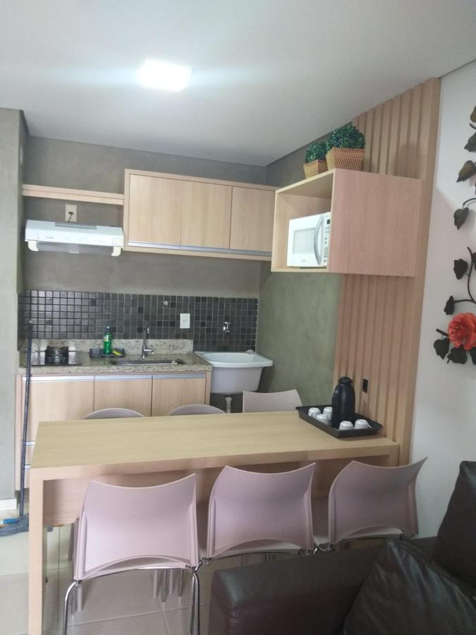 Apartamento No Condominio Casa Da Madeira Em Caldas Novas-Go المظهر الخارجي الصورة